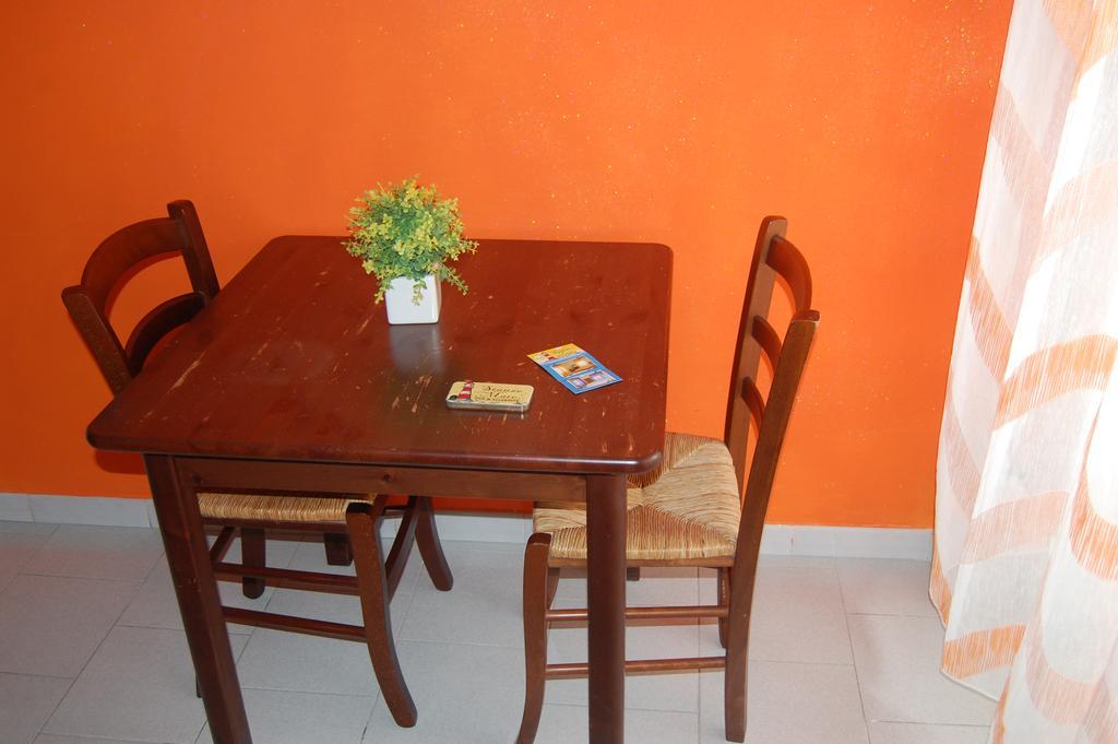 Stanze Sul Mare Bed & Breakfast Salerno Ngoại thất bức ảnh