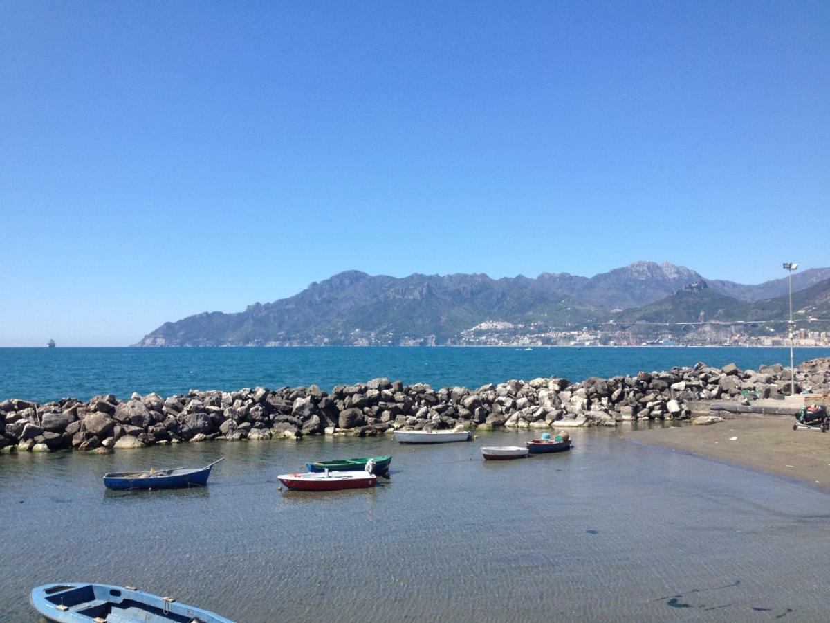 Stanze Sul Mare Bed & Breakfast Salerno Ngoại thất bức ảnh