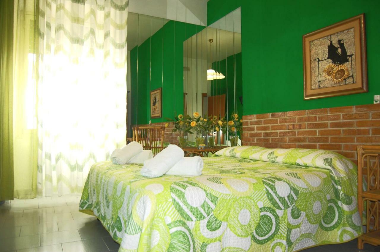 Stanze Sul Mare Bed & Breakfast Salerno Ngoại thất bức ảnh