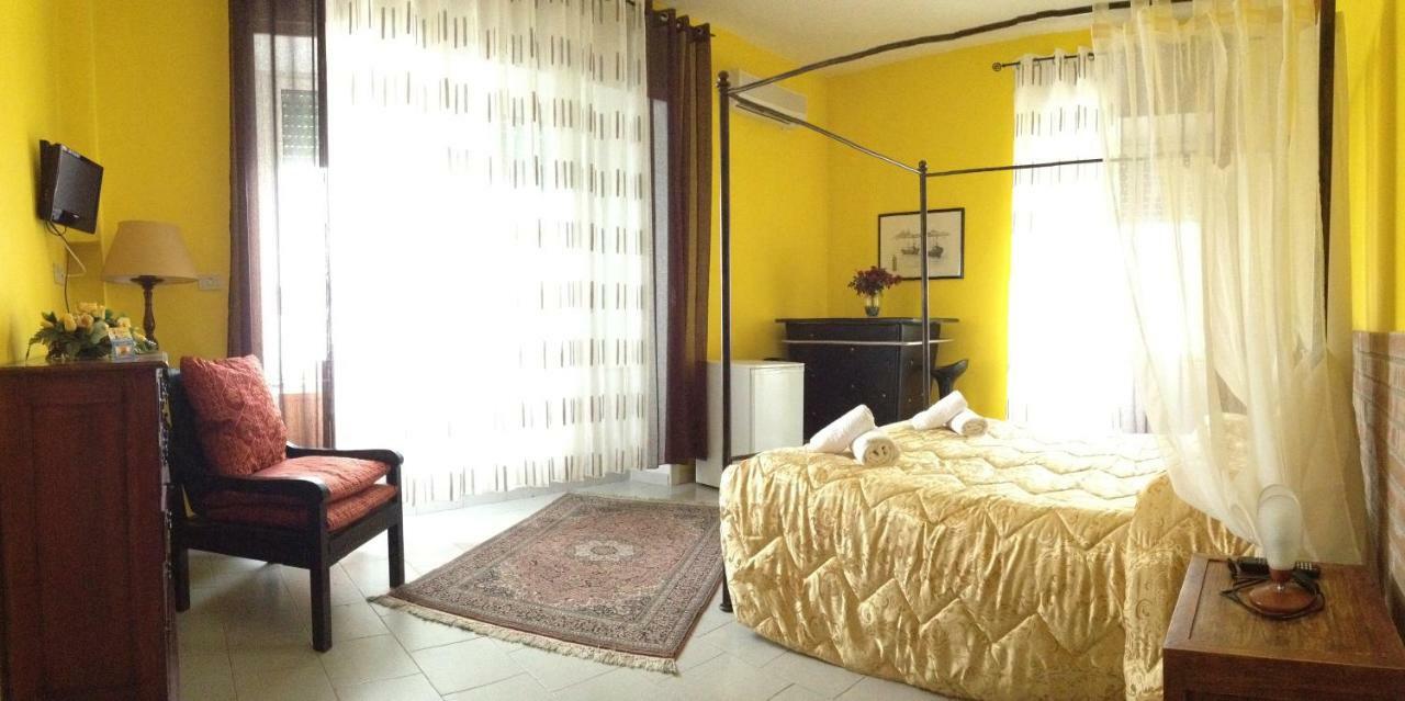 Stanze Sul Mare Bed & Breakfast Salerno Ngoại thất bức ảnh